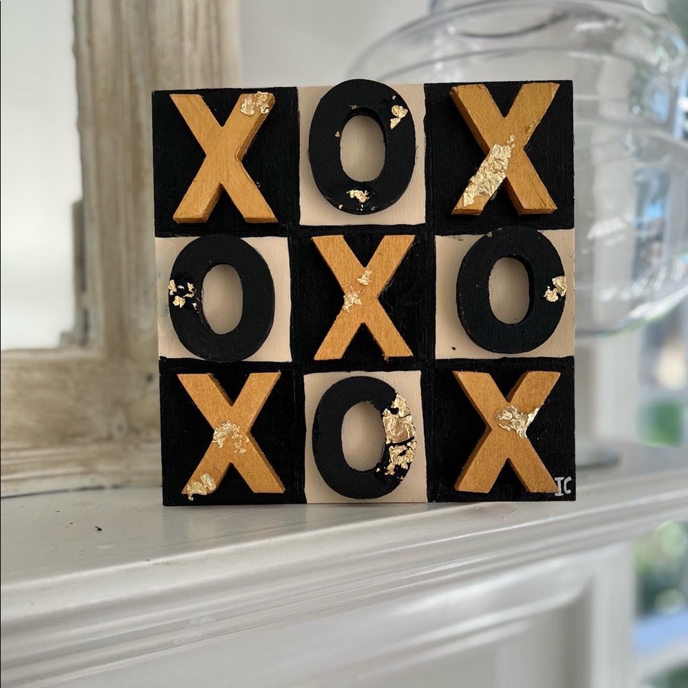 xoxo homemade painting!!! (8x8)